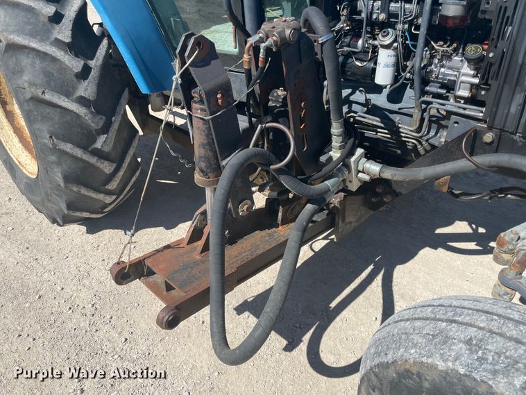 image for item IR9758 1997 New Holland 7740  tractor