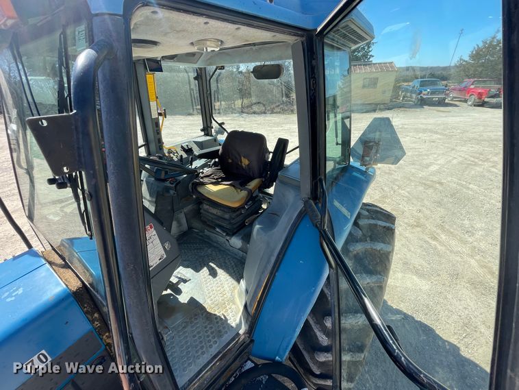 image for item IR9758 1997 New Holland 7740  tractor