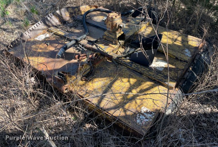 image for item IR9758 1997 New Holland 7740  tractor