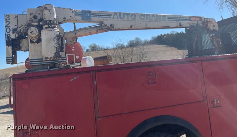 image for item IR9759 1991 Chevrolet Kodiak C6500  utility / service truck