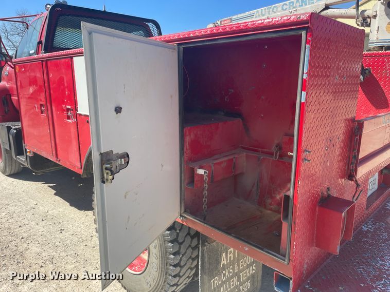 image for item IR9759 1991 Chevrolet Kodiak C6500  utility / service truck