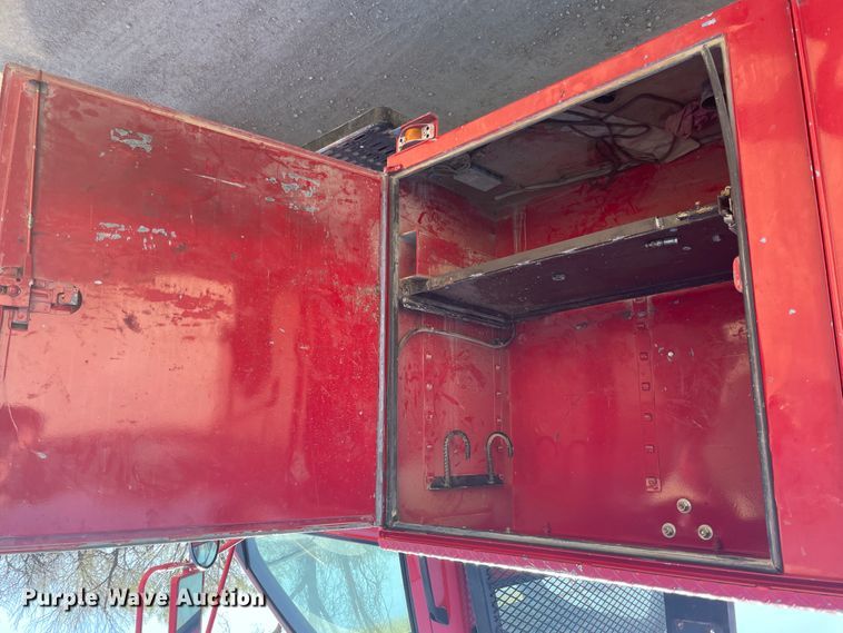 image for item IR9759 1991 Chevrolet Kodiak C6500  utility / service truck