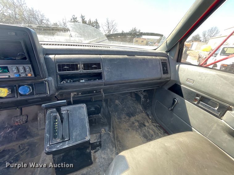 image for item IR9759 1991 Chevrolet Kodiak C6500  utility / service truck