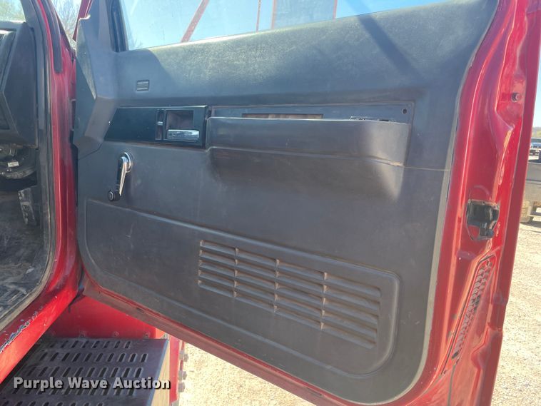 image for item IR9759 1991 Chevrolet Kodiak C6500  utility / service truck
