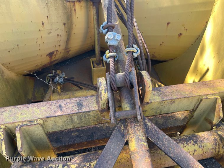 image for item IR9760 138"W snow plow