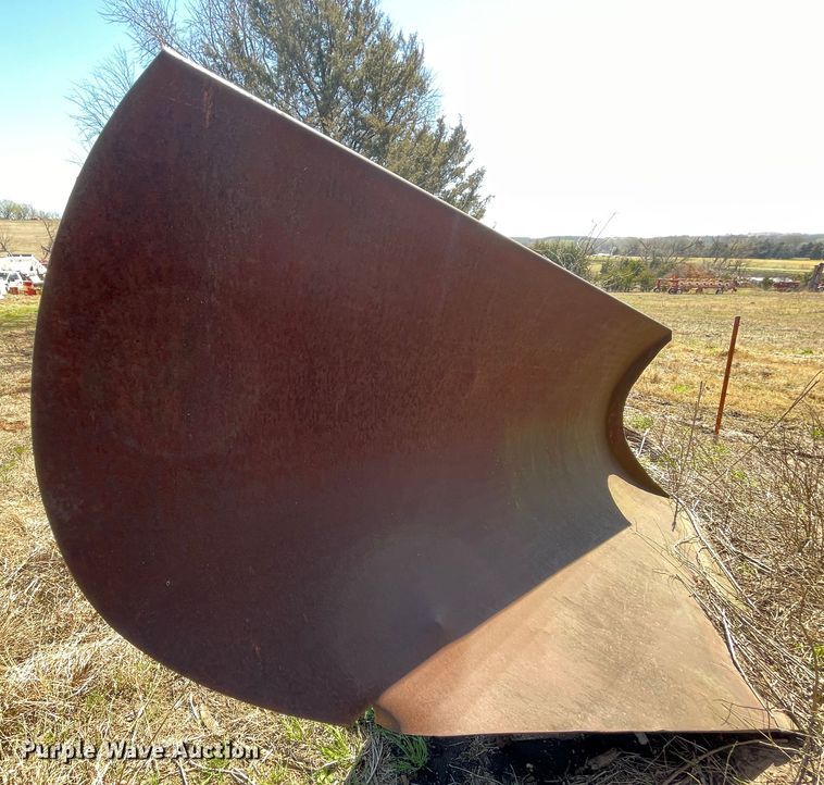 image for item IR9762 130"W snow plow