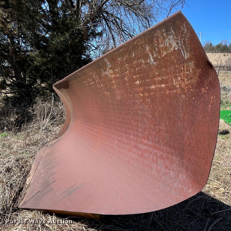 image for item IR9762 130"W snow plow