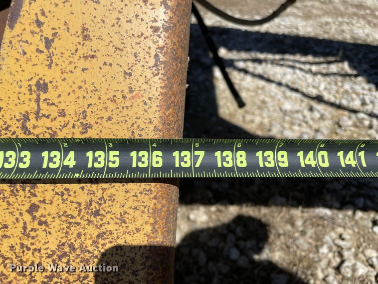 image for item IR9766 1981 1827BD bottom dump trailer