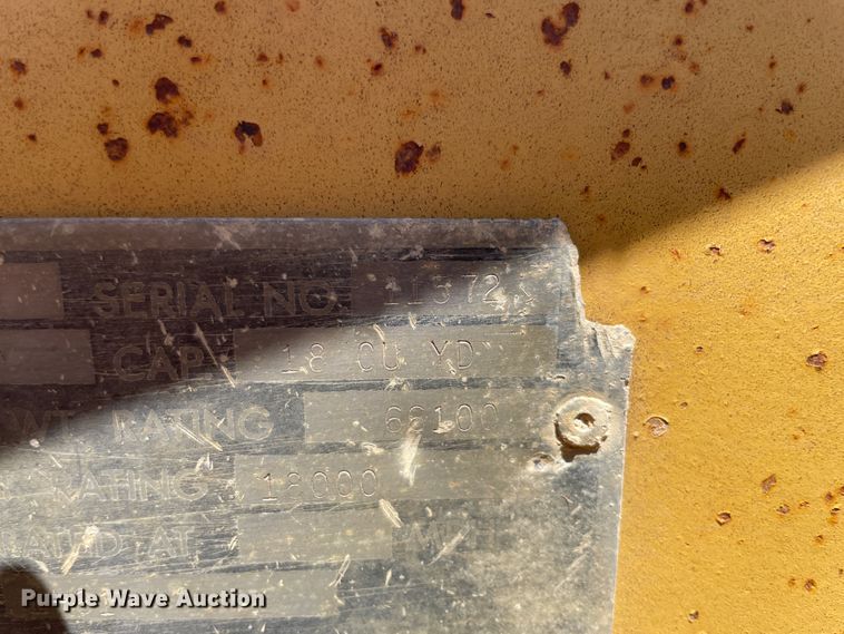 image for item IR9766 1981 1827BD bottom dump trailer