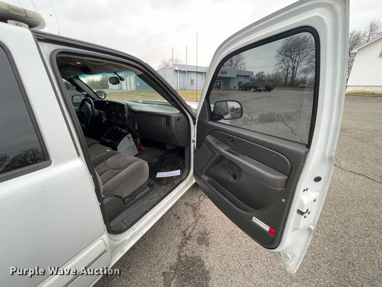 image for item IU9305 2007 Chevrolet Silverado 1500  Crew Cab pickup truck