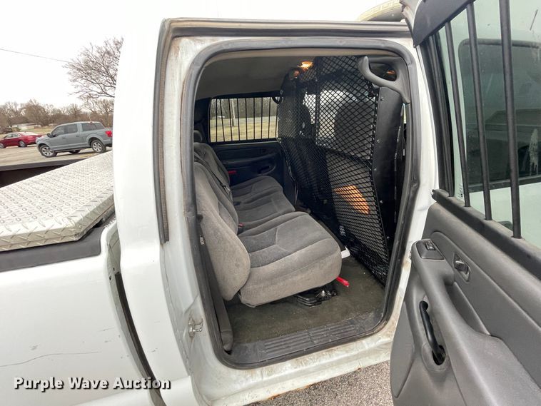 image for item IU9305 2007 Chevrolet Silverado 1500  Crew Cab pickup truck