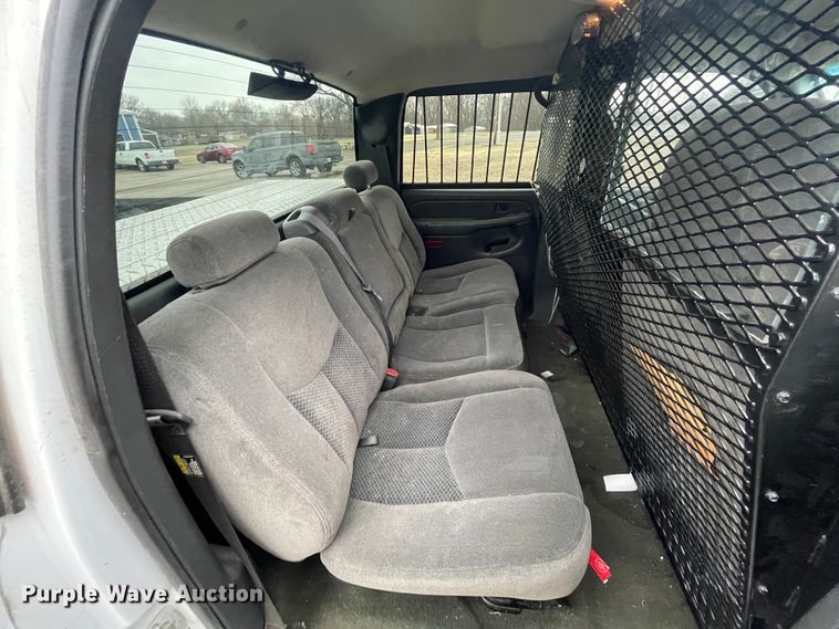 image for item IU9305 2007 Chevrolet Silverado 1500  Crew Cab pickup truck