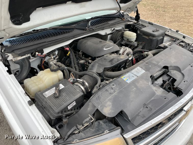 image for item IU9305 2007 Chevrolet Silverado 1500  Crew Cab pickup truck