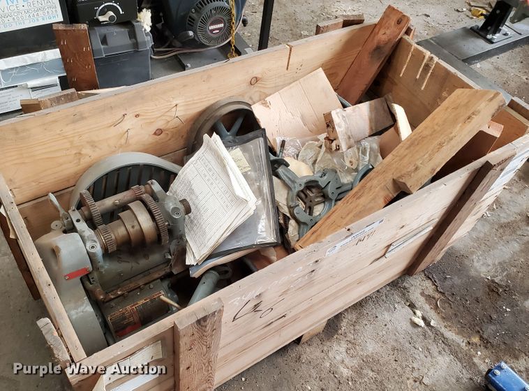 image for item IX9068 South Bend metal lathe