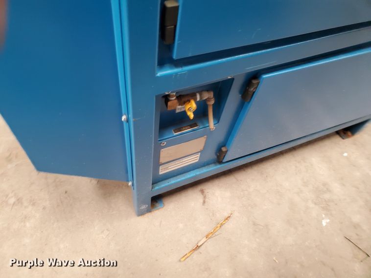 image for item IX9084 2015 Mako BAMOH8  air compressor