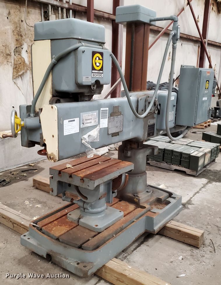 image for item IX9115 1974 Giddings & Lewis Bickford Chipmaster radial drill