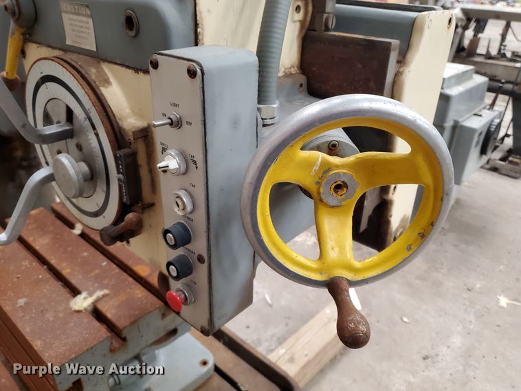 image for item IX9115 1974 Giddings & Lewis Bickford Chipmaster radial drill