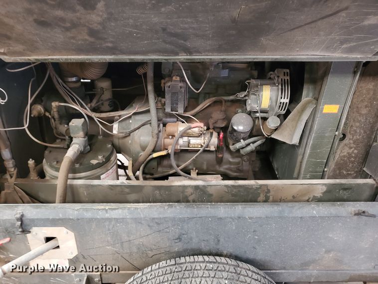 image for item IX9136 Davey  air compressor