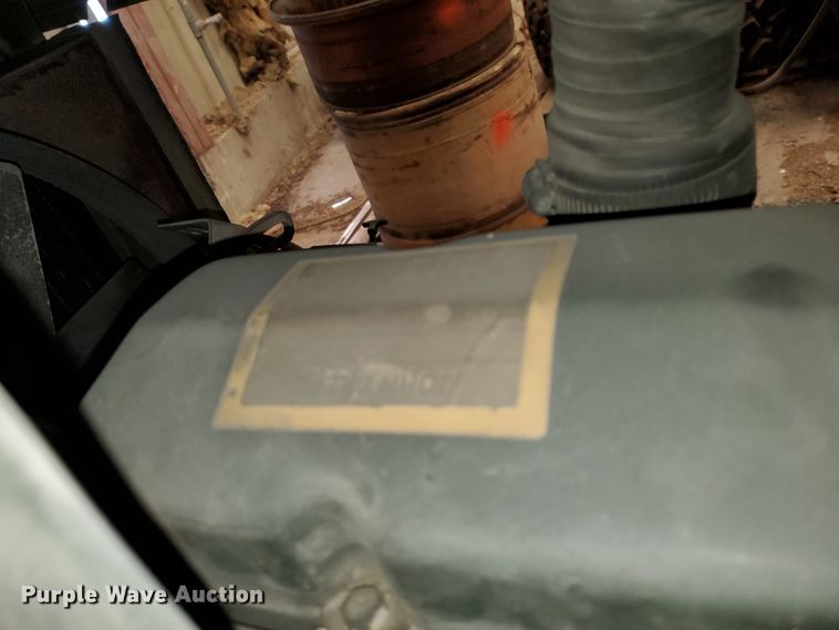 image for item IX9136 Davey  air compressor