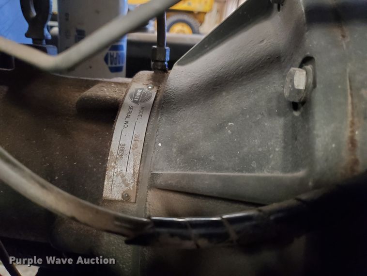 image for item IX9136 Davey  air compressor