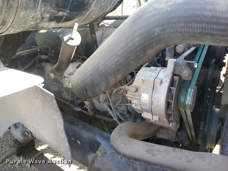 image for item IX9150 1992 Ford L8000  dump truck