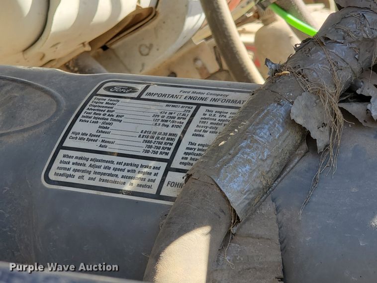 image for item IX9150 1992 Ford L8000  dump truck