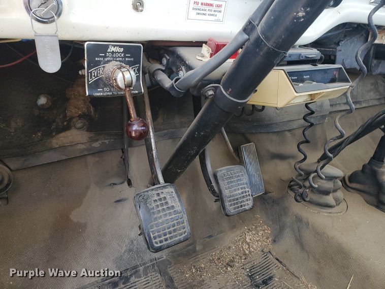 image for item IX9151 1978 Ford F600  bucket truck