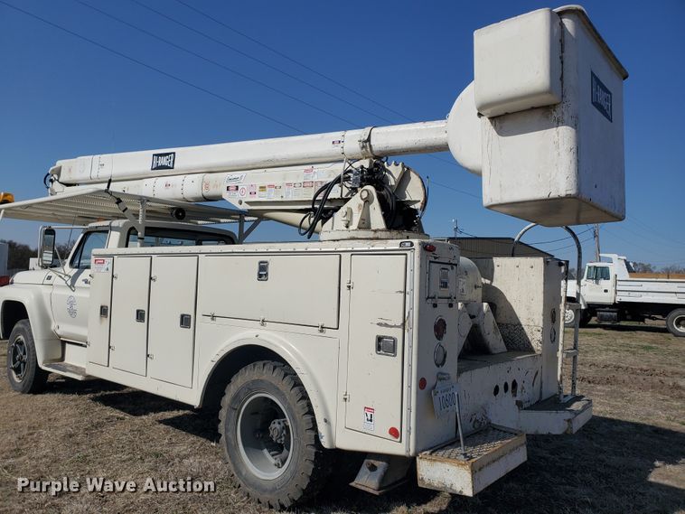 image for item IX9151 1978 Ford F600  bucket truck