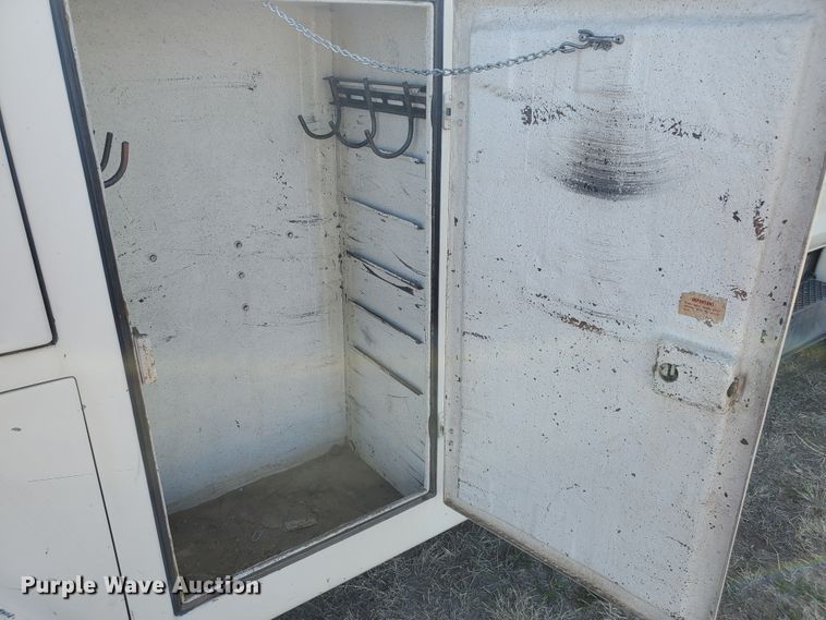 image for item IX9151 1978 Ford F600  bucket truck