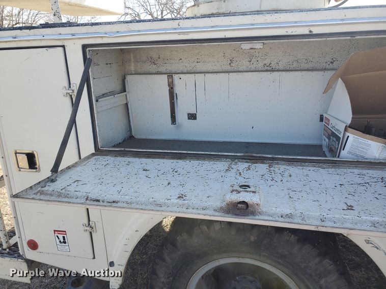 image for item IX9151 1978 Ford F600  bucket truck