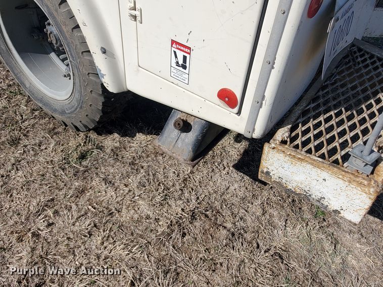 image for item IX9151 1978 Ford F600  bucket truck