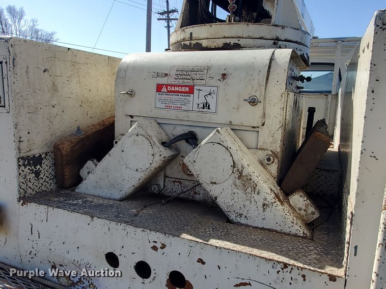 image for item IX9151 1978 Ford F600  bucket truck