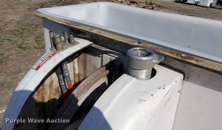 image for item IX9151 1978 Ford F600  bucket truck