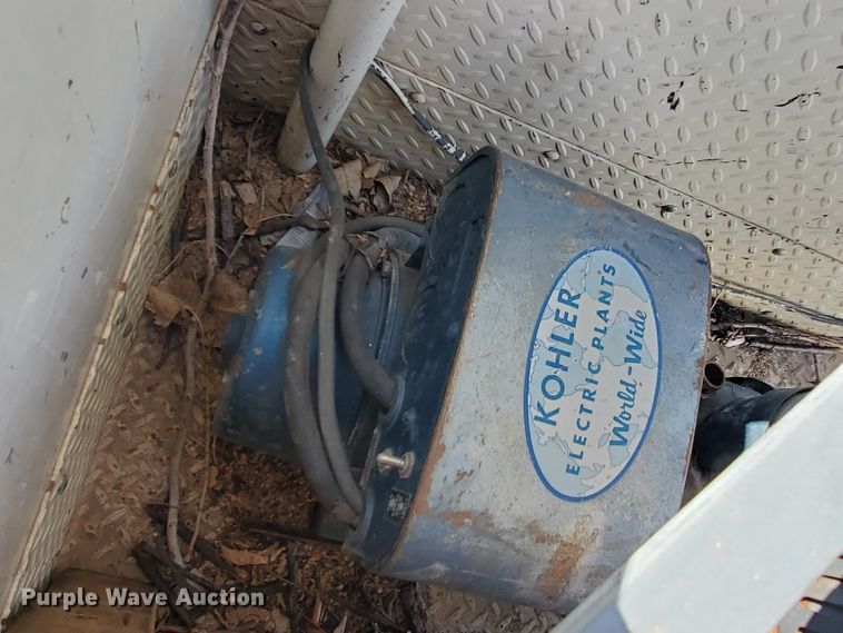 image for item IX9151 1978 Ford F600  bucket truck