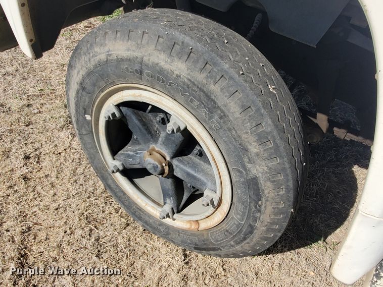 image for item IX9151 1978 Ford F600  bucket truck