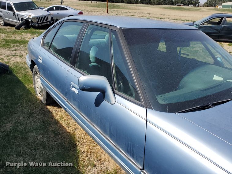 image for item IX9179 1993 Pontiac Bonneville