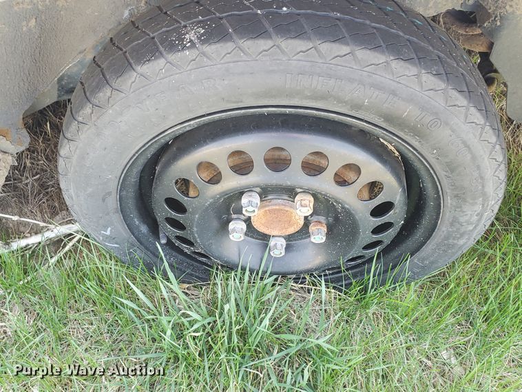 image for item IX9179 1993 Pontiac Bonneville