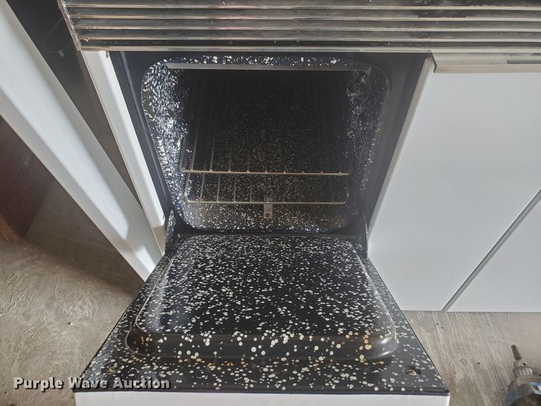 image for item IX9231 (2) Dwyer kitchenette sets