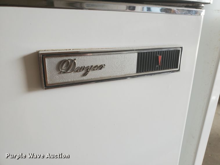 image for item IX9231 (2) Dwyer kitchenette sets