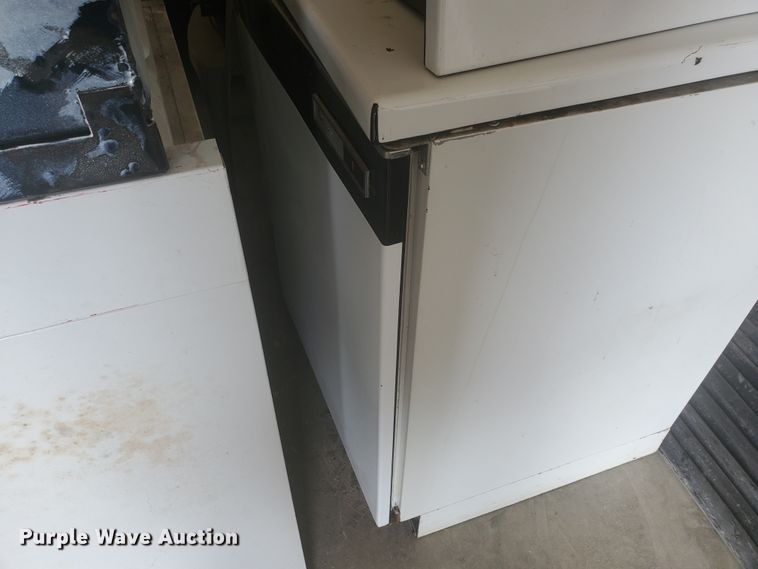 image for item IX9231 (2) Dwyer kitchenette sets