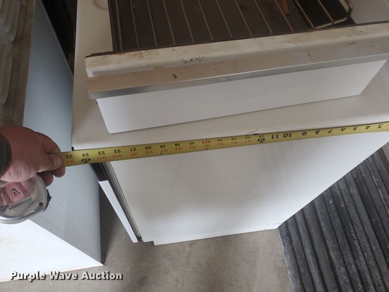 image for item IX9231 (2) Dwyer kitchenette sets