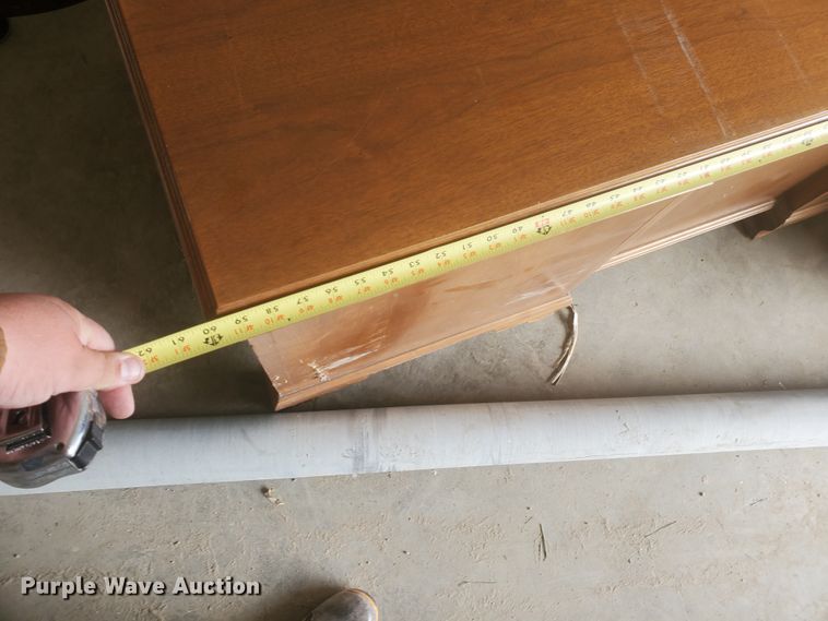 image for item IX9232 (4) desks