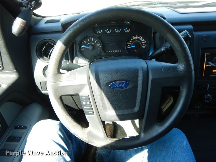 image for item IX9478 2013 Ford F150  SuperCrew pickup truck