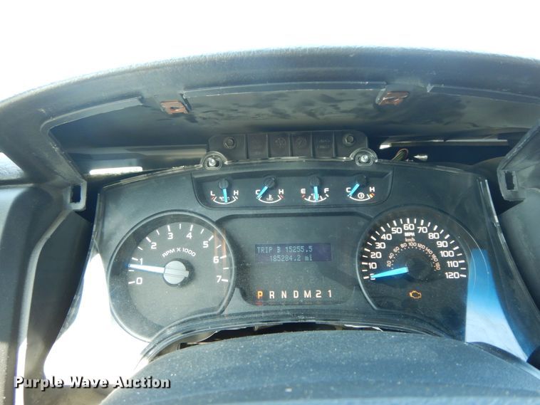 image for item IX9478 2013 Ford F150  SuperCrew pickup truck