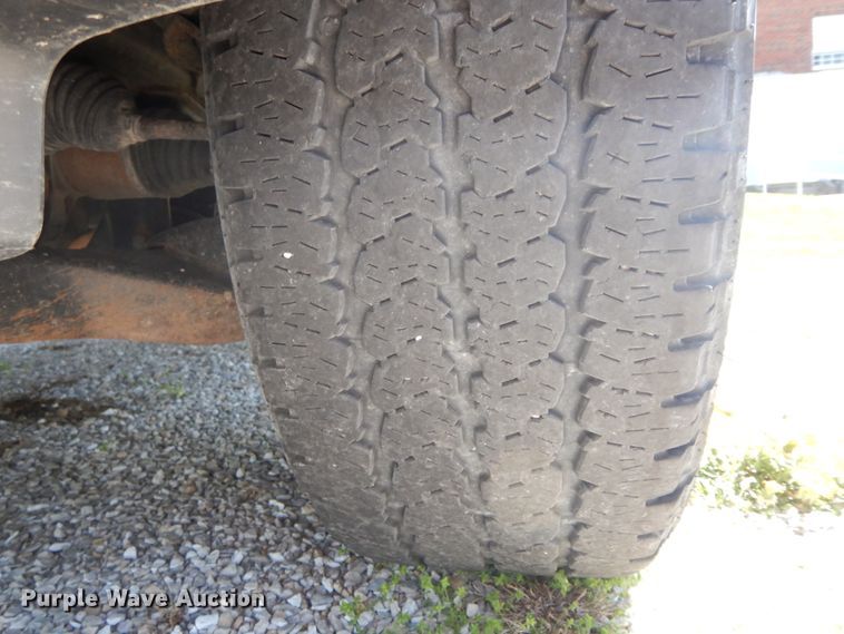 image for item IX9478 2013 Ford F150  SuperCrew pickup truck