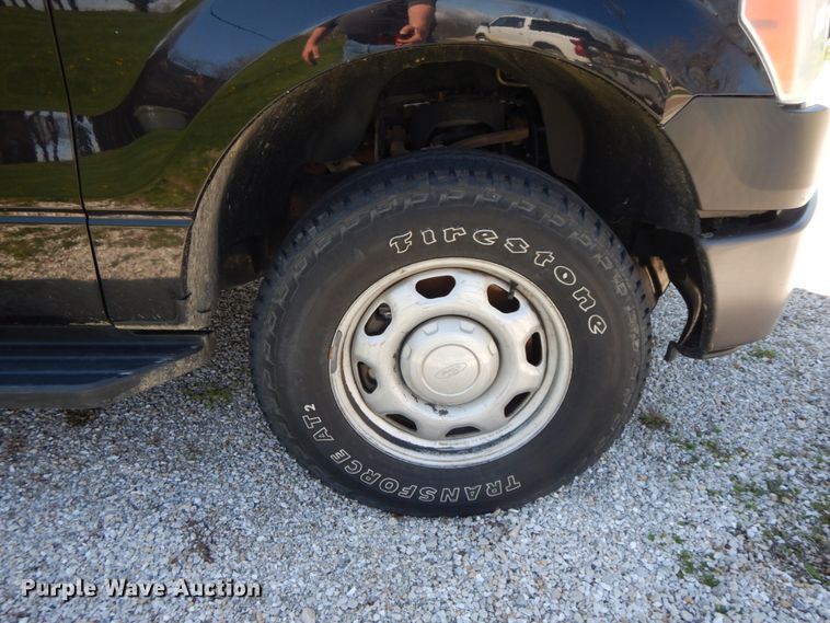 image for item IX9478 2013 Ford F150  SuperCrew pickup truck