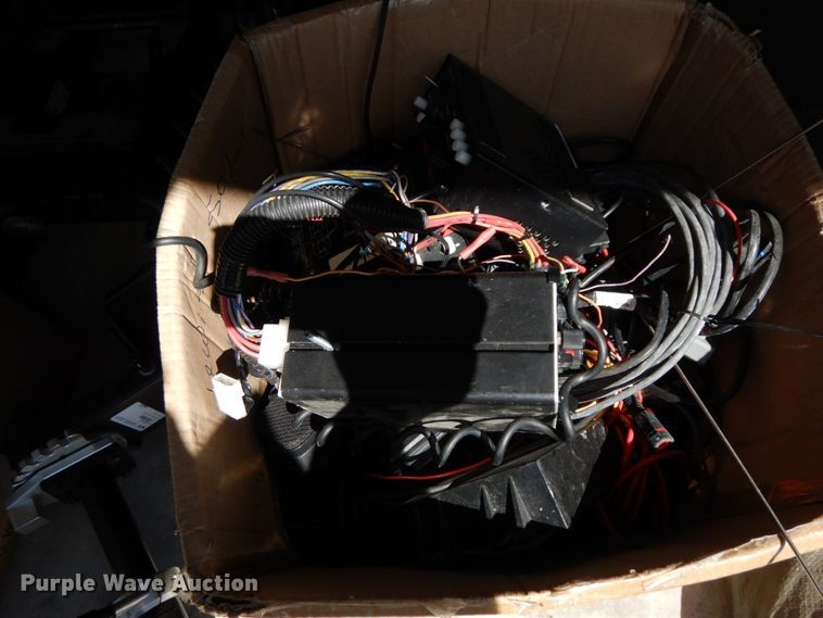 image for item IX9479 Automotive accessories