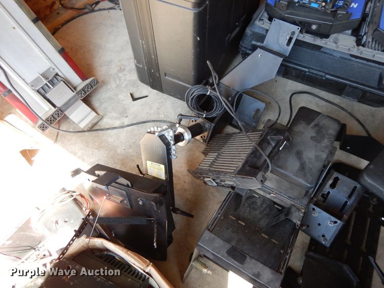 image for item IX9479 Automotive accessories