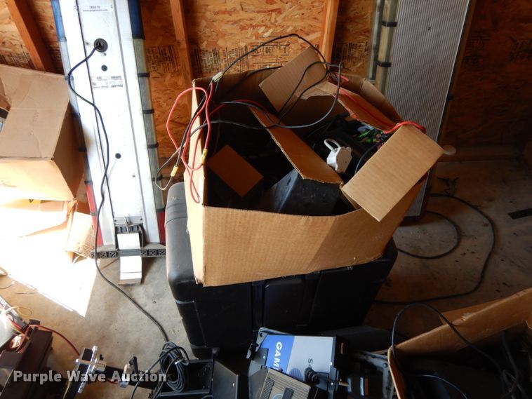 image for item IX9479 Automotive accessories