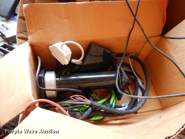 image for item IX9479 Automotive accessories